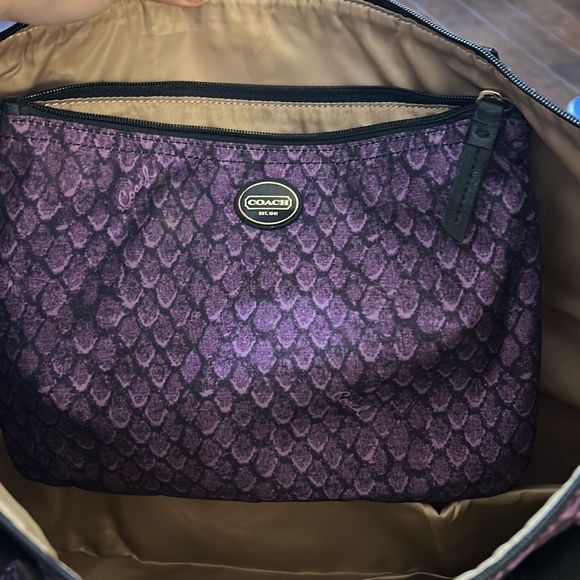 Coach Purple Snake Print Getaway Packable Travel Weekender Tote with Pouch. NWT - Picture 5 of 11